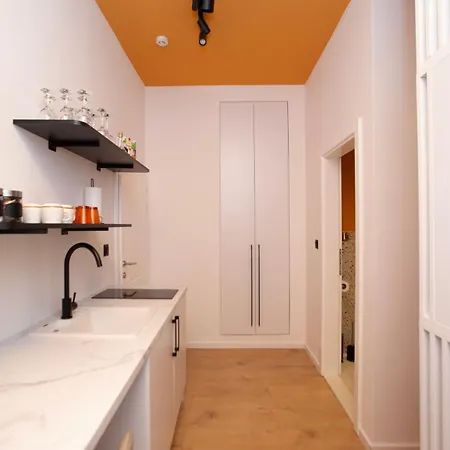 Regent Blue - Free Private Parking Apartamento
