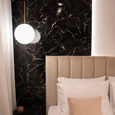 Apartment Regent Blue - Free Private Parking *