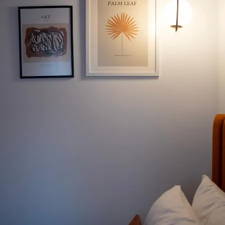 Regent Blue - Free Private Parking Apartment *