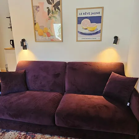 Regent Blue Apartments-free Private Parking *