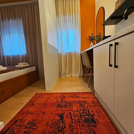 Daire Regent Blue Apartments-free Private Parking