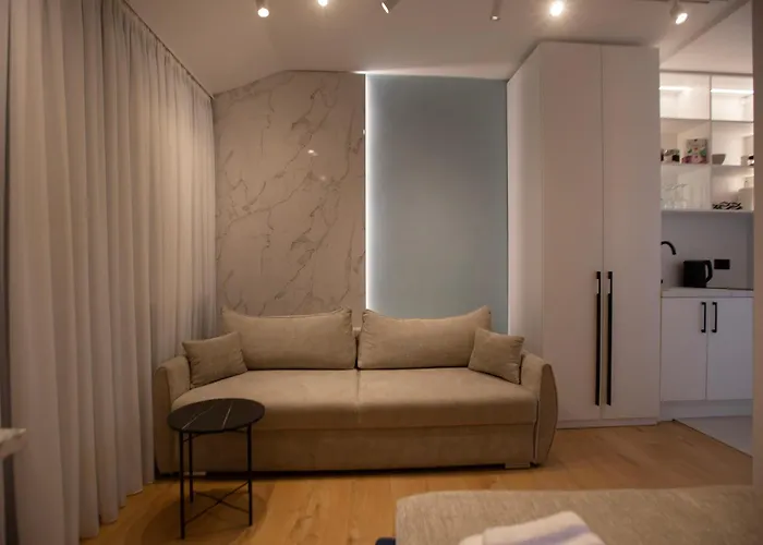 Appartement Regent Blue Apartments-free Private Parking *