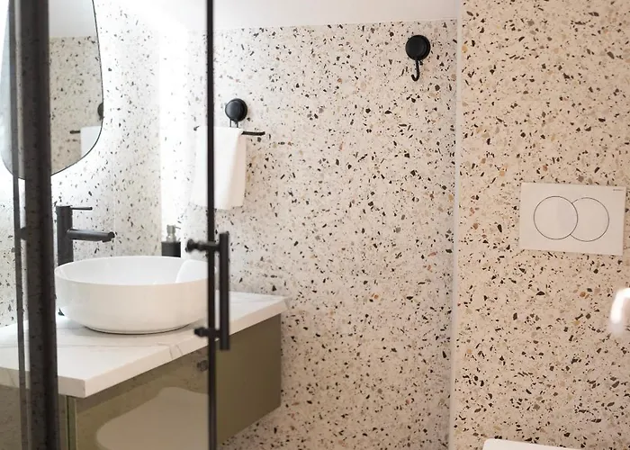 Daire Regent Blue Apartments-free Private Parking Mostar