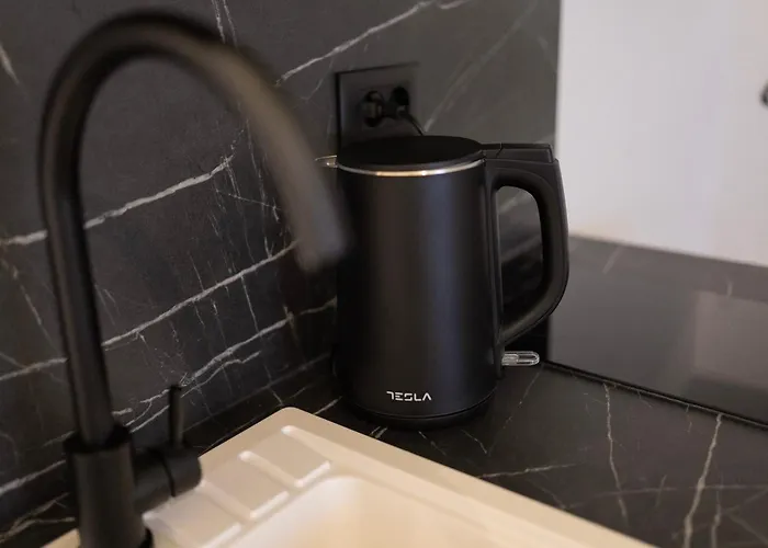 Regent Blue Apartments-free Private Parking *