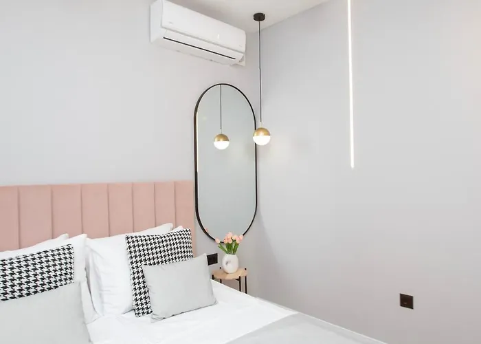 Regent Blue Apartments-free Private Parking