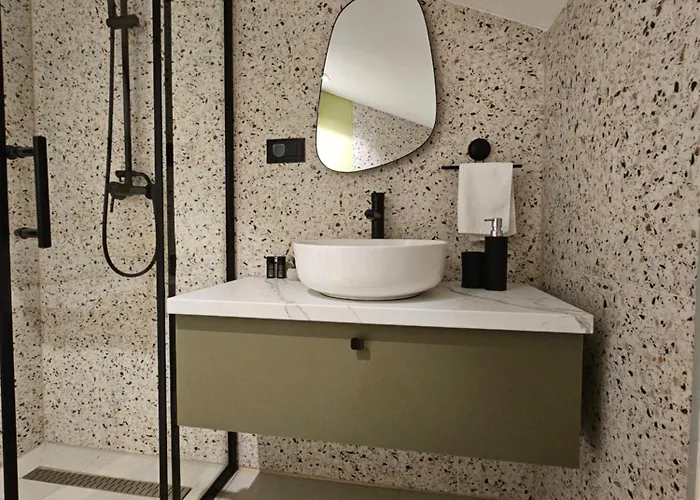 Daire Regent Blue Apartments-free Private Parking